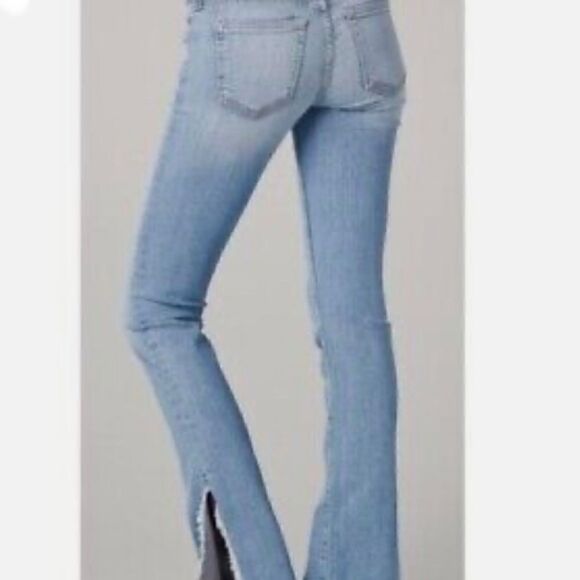 TEXTILE elizabeth & james stewart flare jean rips & slits sz 27 EUC light wash - Picture 2 of 14